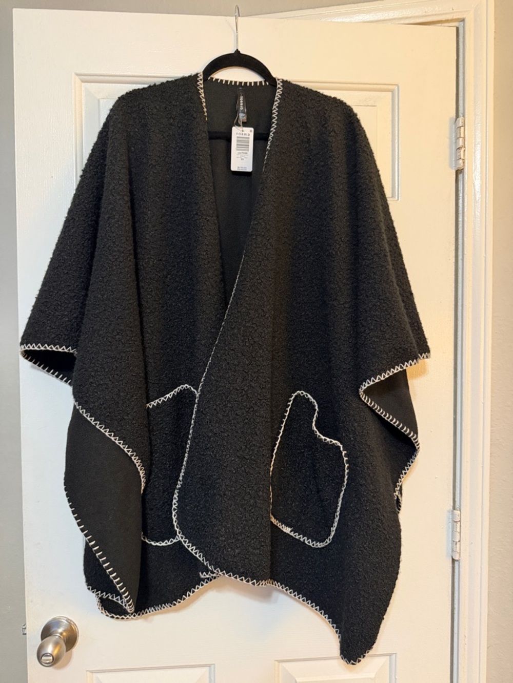 torrid Black Knit Ruana with Contrast Whipstitch